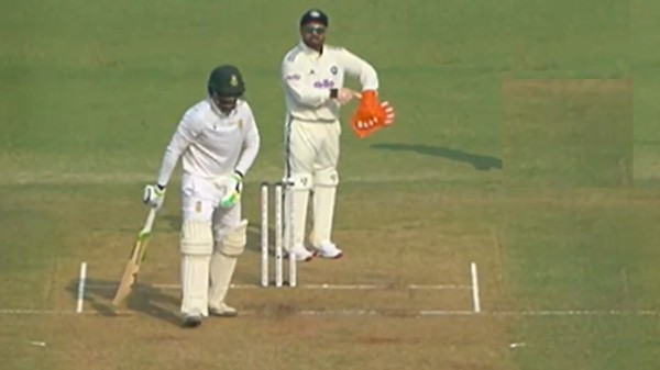 Rishabh Pant lost his cool at Kuldeep Yadav during the 2nd Test against South Africa.
