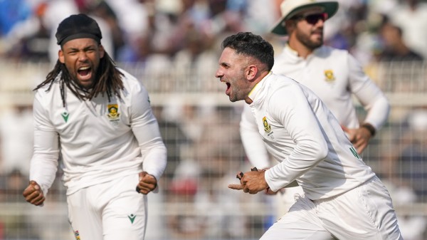 South Africa ran through India's top order on Day 3.