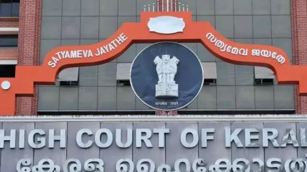 Kerala HC orders officials to collect land tax from Munambam families protesting for land ownership 