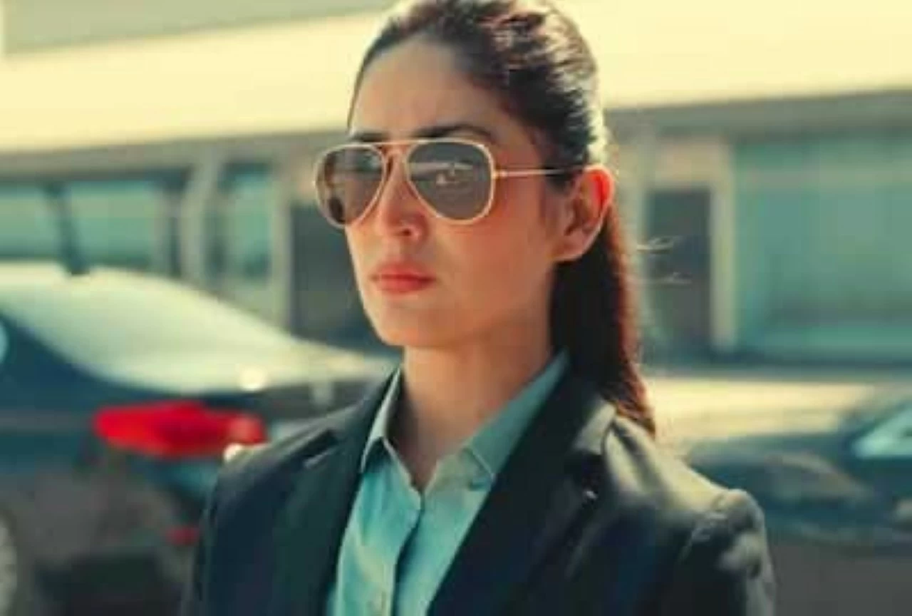 Yami's role in the movie Article 370 shone as Zooni Haksar, portraying both intensity and emotional depth in this political-action drama. Her commanding performance carried the entire film, earning her praise from both critics and fans. 