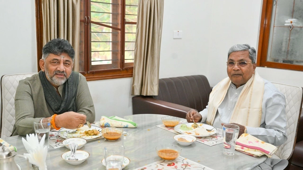 Siddaramaiah invited Shivakumar for breakfast after the Congress leadership asked him to resolve the leadership issue