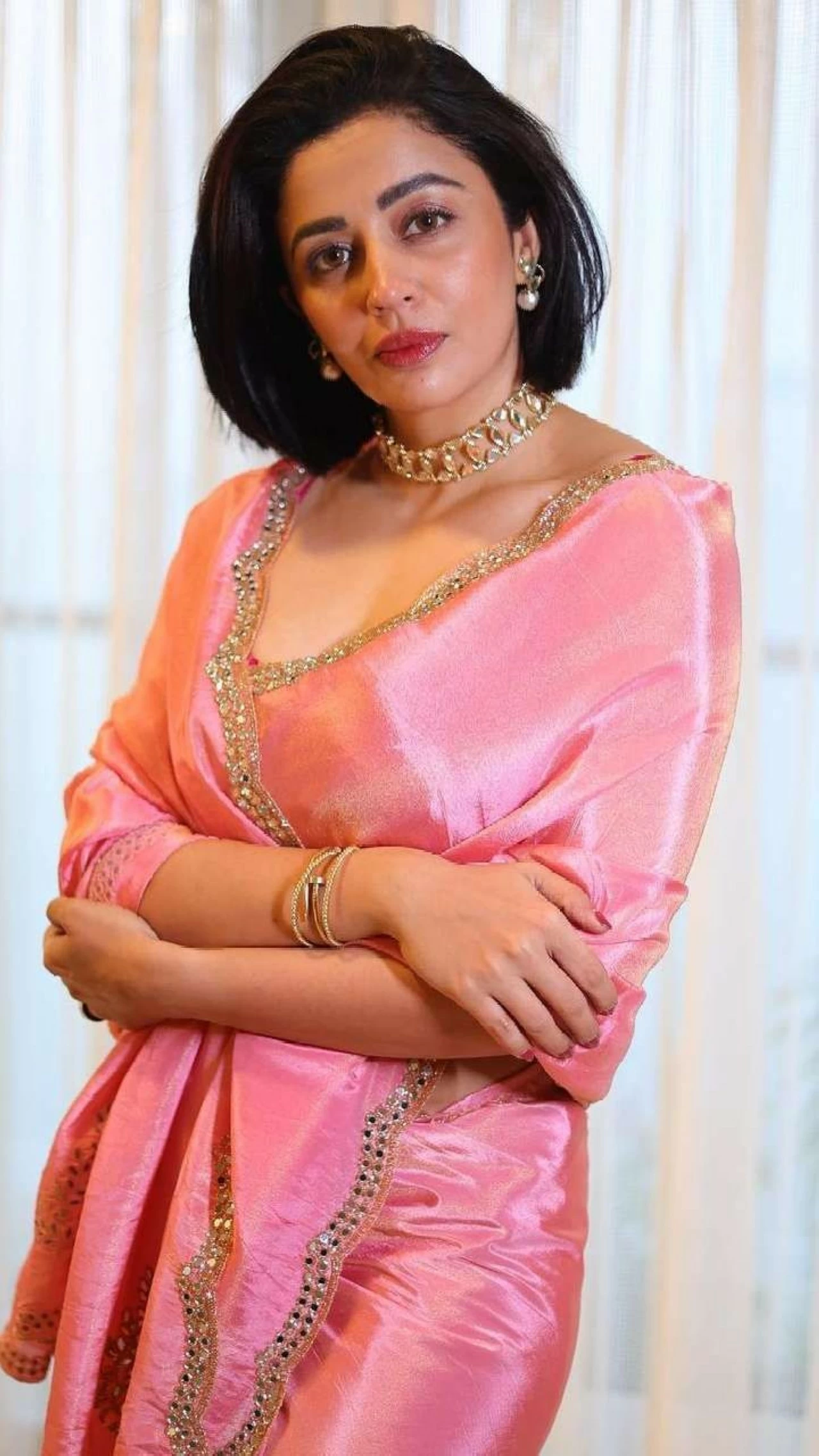 Married to Shardul Bayas since 2020, she embraces a blended family with his daughters post-live-in phase.