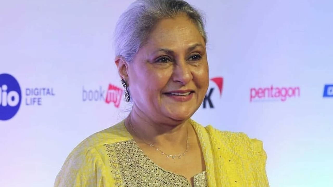 Jaya Bachchan slams paps; calls them rats with phones | WATCH