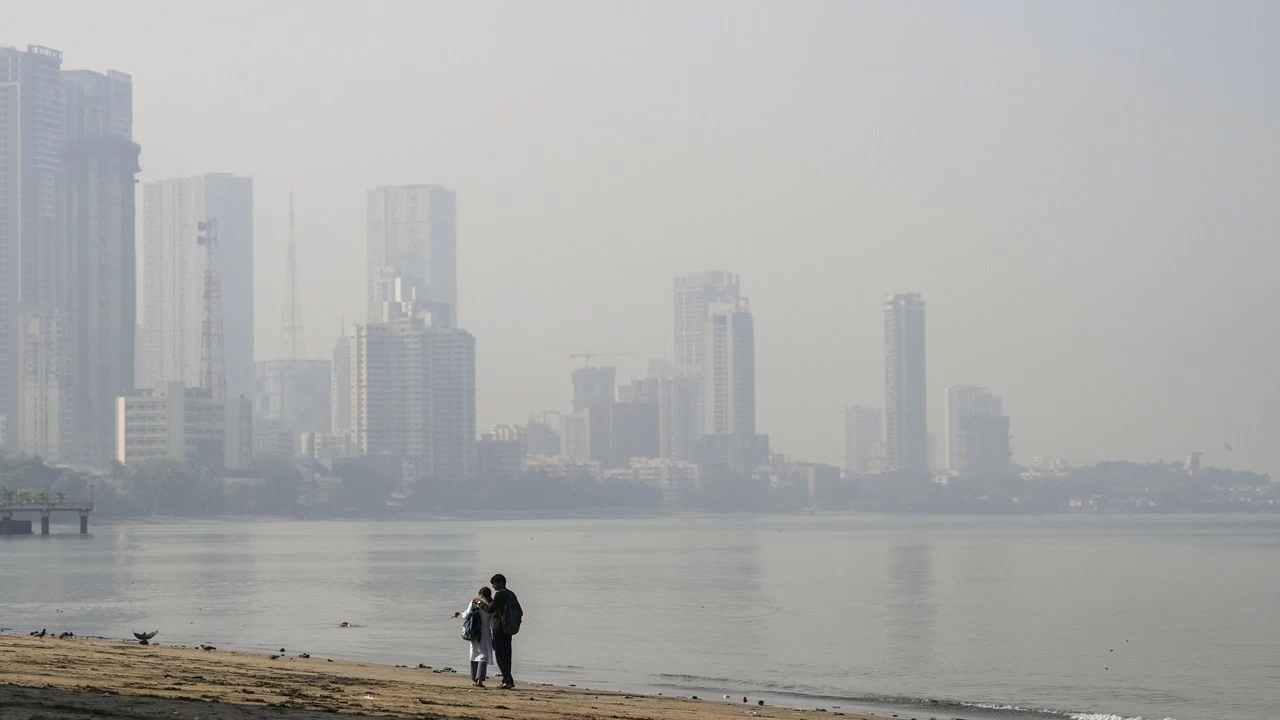 With air pollution assuming alarming levels in Mumbai, the civic body enforced the strictest of pollution control restrictions. (Photo: PTI)