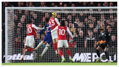 Action during the Chelsea vs Arsena match.