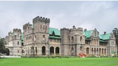 Nainital was once the summer capital of Uttar Pradesh, and the Raj Bhavan played a central role in governance during the British period