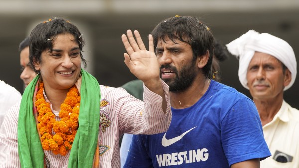 Delhi High Court dismissed petitions filed by Vinesh Phogat and Bajrang Punia challenging the 2023 WFI elections.