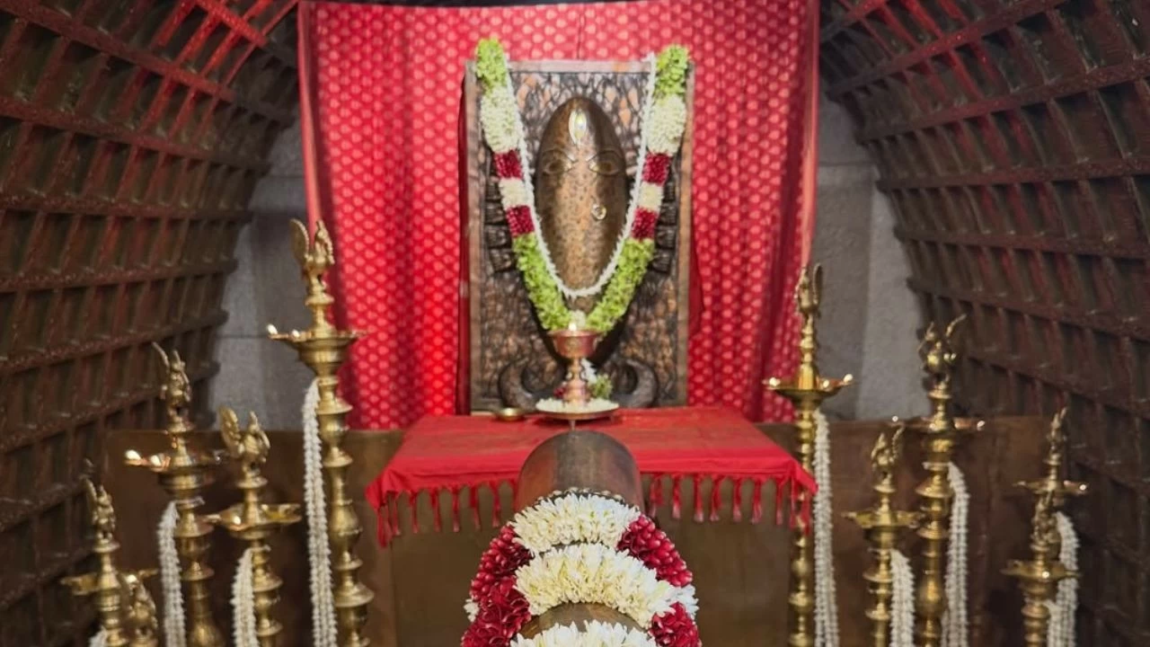 Samantha_Ruth_Prabhu's_wedding_took_place_at_the_Linga_Bhairavi_temple.