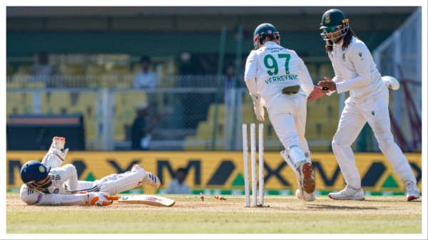 Ravindra Jadeja stumped out in the second Test match between India and South Africa in Guwahati on Nov. 26.