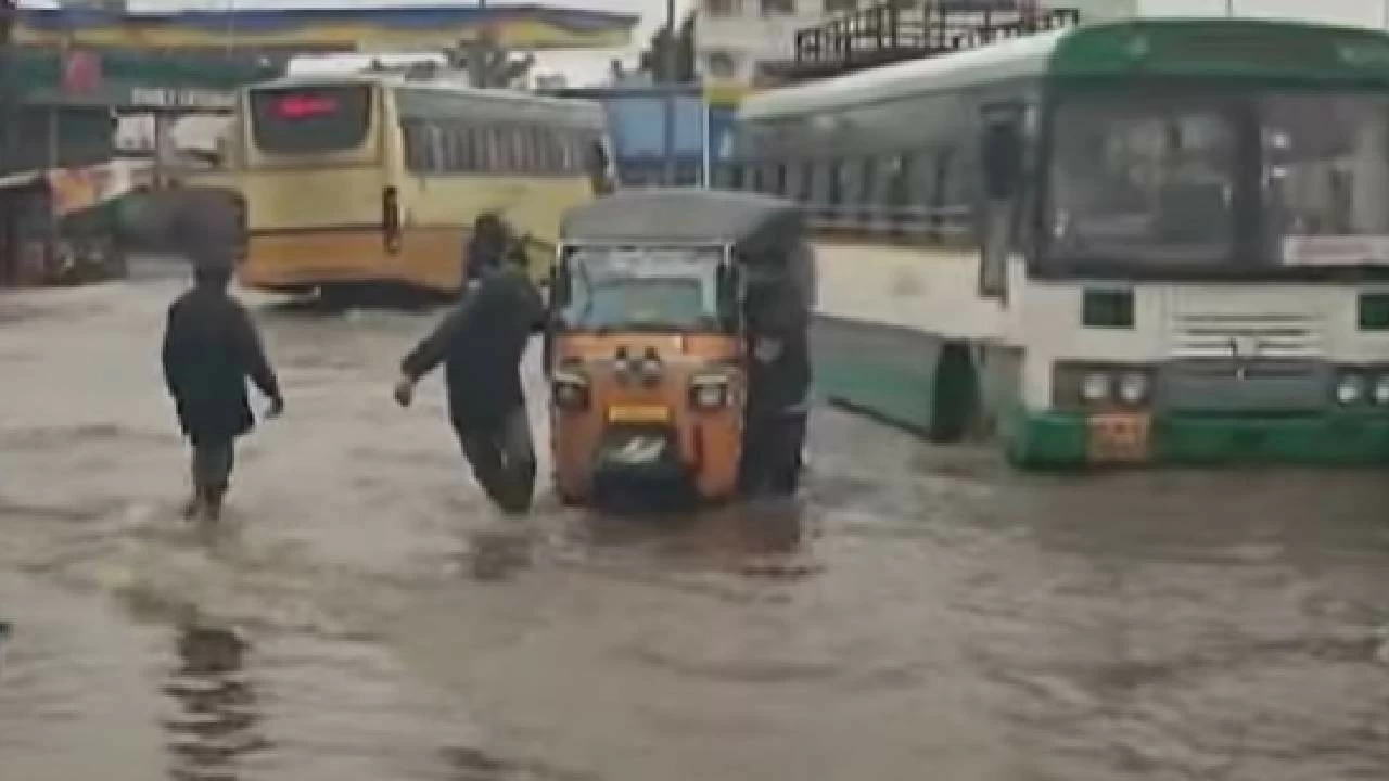 Rain lashes many parts of Nellore district 