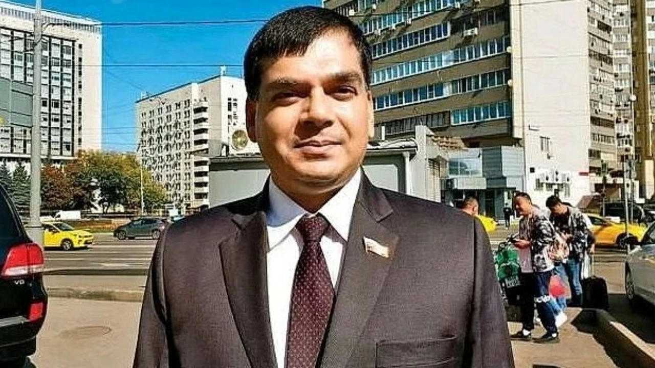 Abhay Kumar Singh, Patna-born Deputat (MLA) in Kursk.
