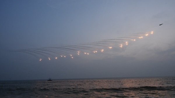 Indian Navy's air show held off Trivandrum coast on December 3 