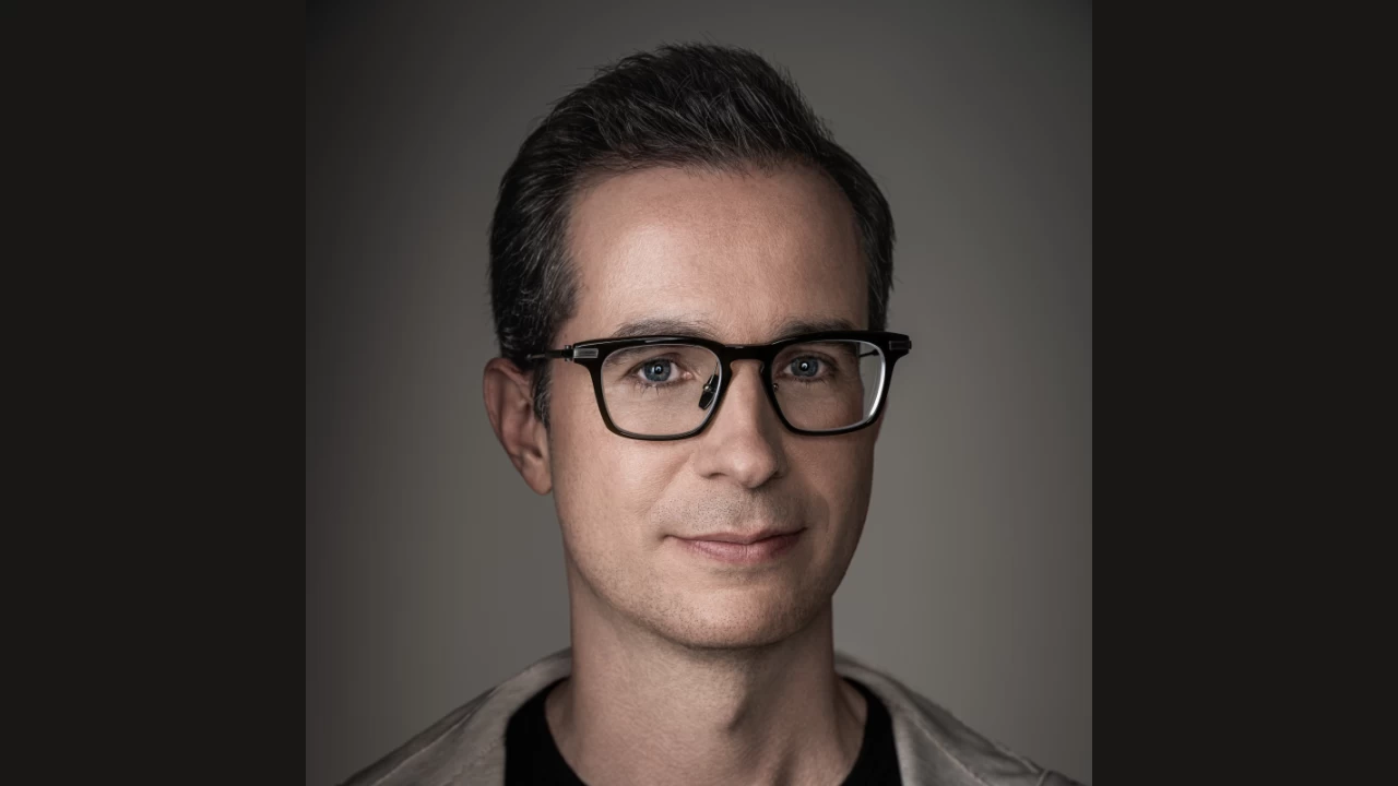 His promotion comes during a leadership reshuffle but signals Apple’s commitment to strong internal design culture.