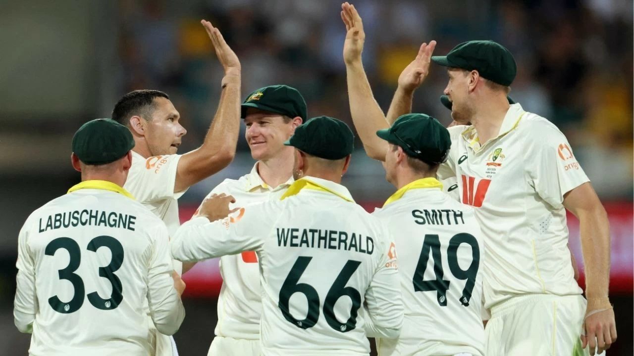 Australia on the verge of winning the second Ashes Test against England.