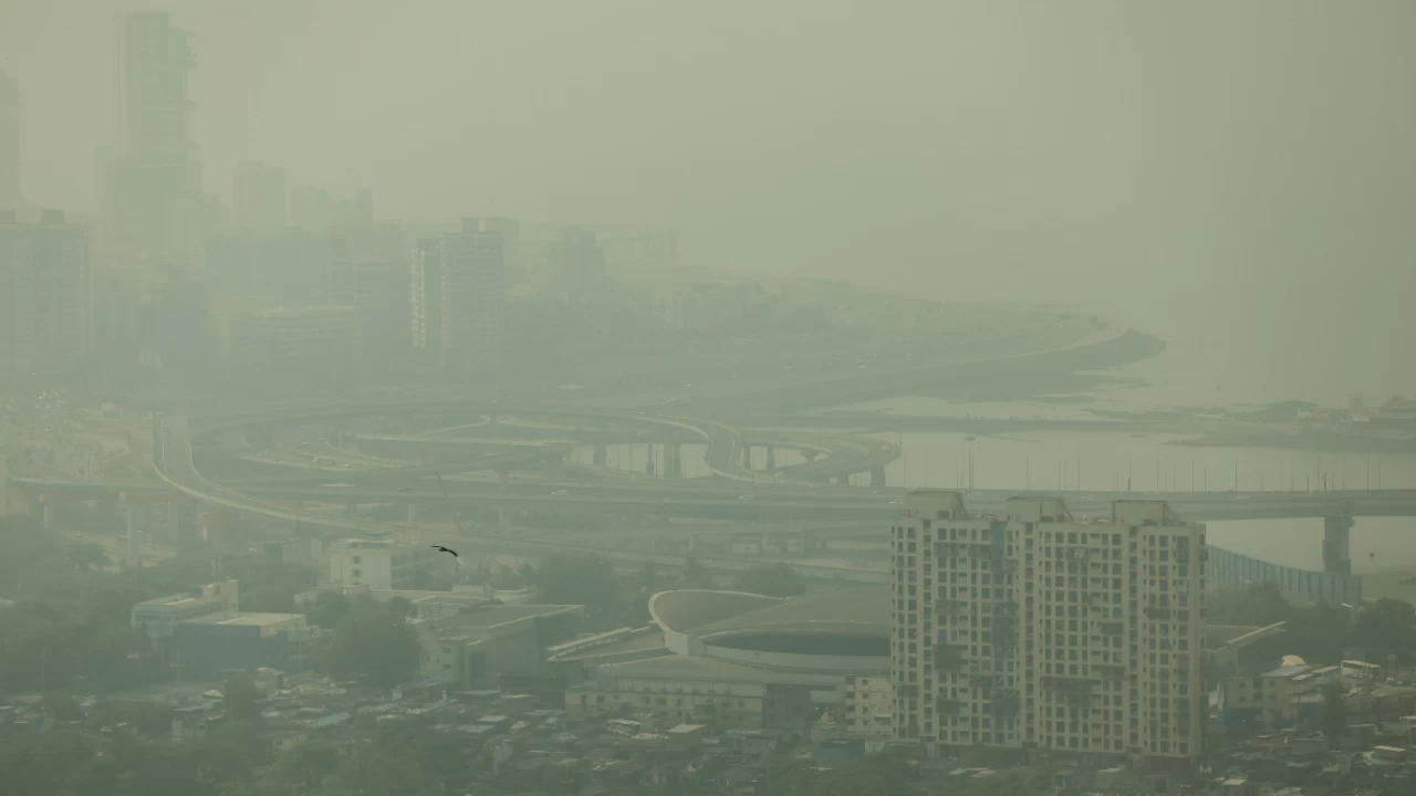 Mumbai has been battling air pollution off late. (Photo credit: Reuters)