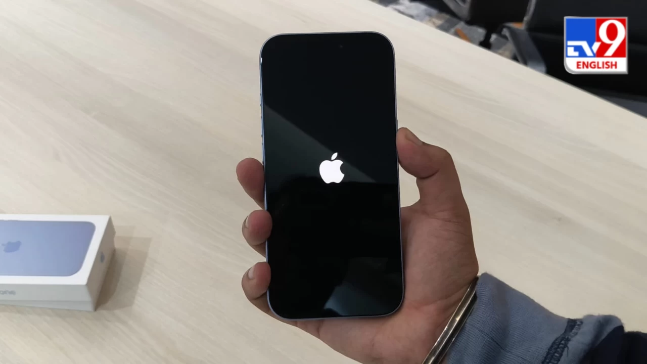 Reports indicate the iPhone 18 Pro lineup and the foldable iPhone will be first to adopt the upgrade.