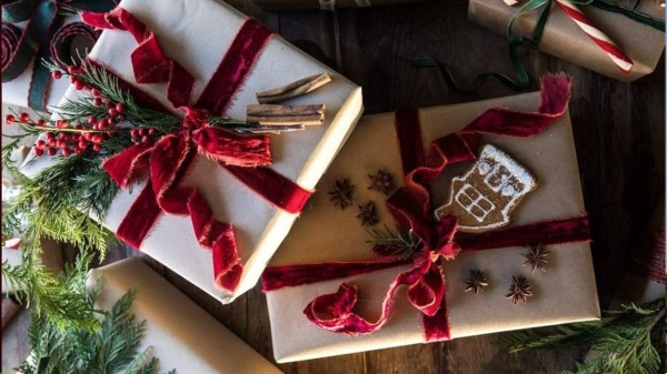 Christmas gift ideas for colleagues