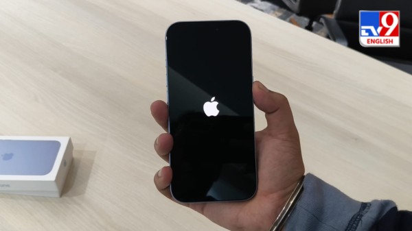 Reports indicate the iPhone 18 Pro lineup and the foldable iPhone will be first to adopt the upgrade.