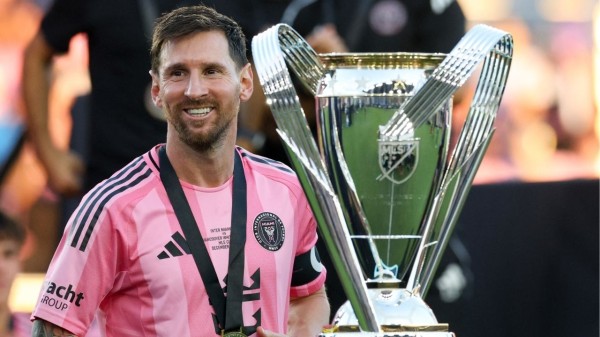 Lionel Messi wins MLS MVP award for 2nd consecutive year.