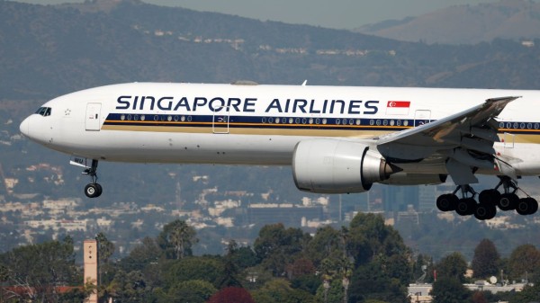 Singapore Airlines once again top spot