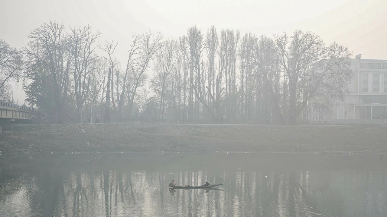 Temperatures plummeted and thick fog enveloped several parts of India as cold wave conditions persisted. (Firdous Nazir/NurPhoto via Getty Images)