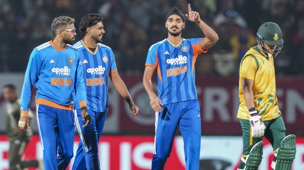 India defeated South Africa by 7 wickets in the 3rd T20I.