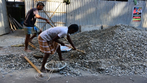 The VB-G RAM G Bill proposes guaranteeing 125 days of employment per financial year to every rural household whose adult members volunteer for unskilled manual work. (Diptendu Dutta/NurPhoto via Getty Images)
