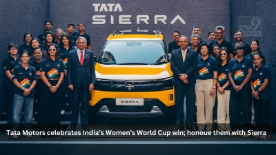 Indian Women's cricket team with N. Chandrasekaran, Chairman, Tata Sons & Tata Motors Passenger Vehicles Ltd.(TMPVL), Shailesh Chandra, MD & CEO, TMPVL