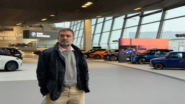Rahul Gandhi visited a BMW plant in Gaermany.