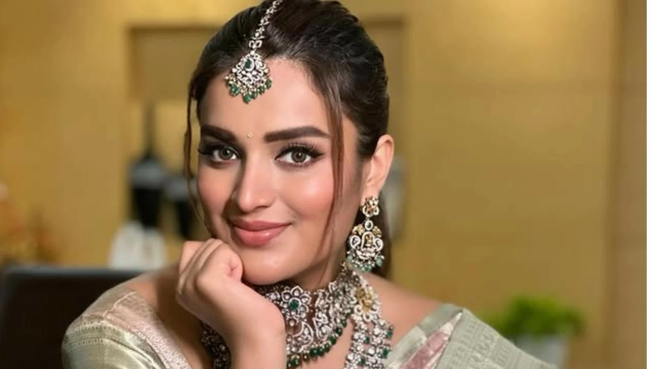 The actress will next be seen in the movie Raaj Saab alongside Prabhas.