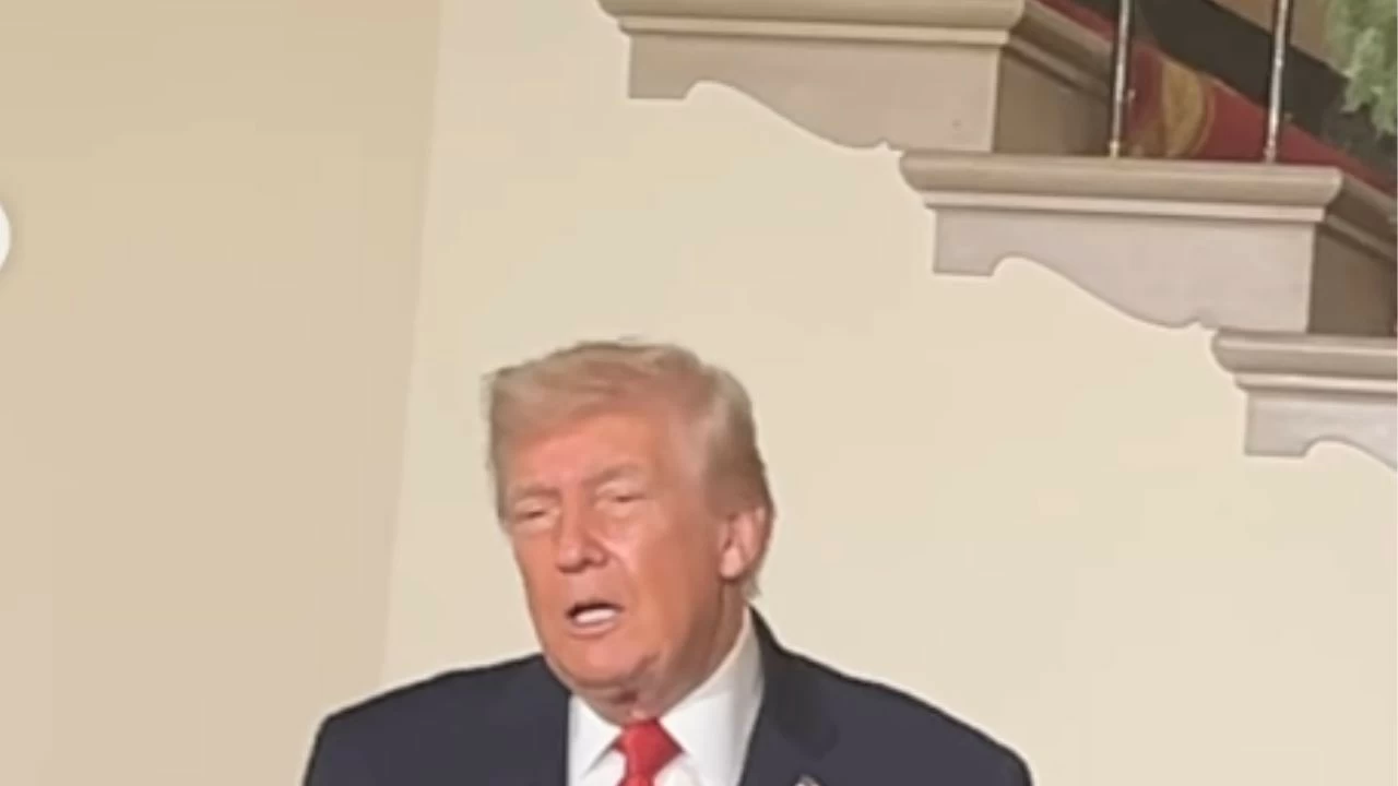 Videos showed Trump speaking at the White House Christmas event. 