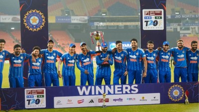 India defeated South Africa by 30 runs in the fifth T20I in Ahmedabad.