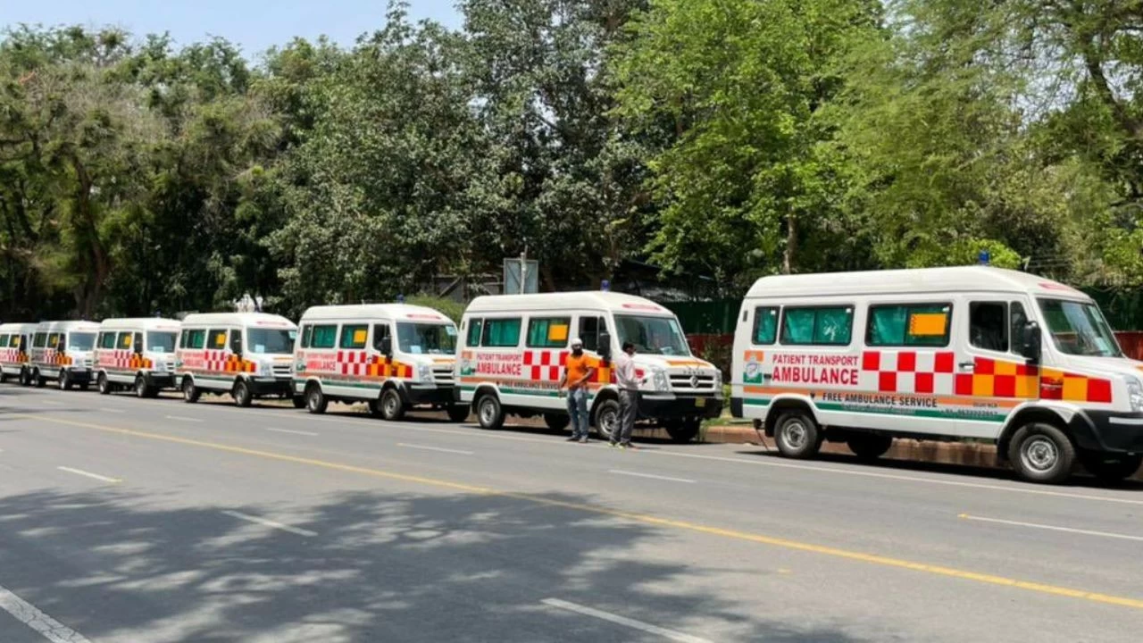 Several cases from across India have been reported where hospitals have failed to provide ambulances to relatives of the deceased to transport bodies (Picture for representation only) 