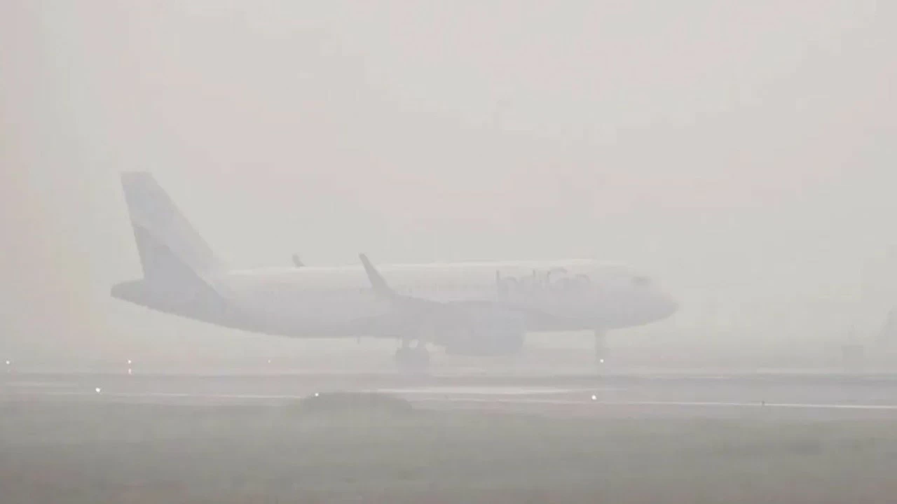 Amid the increasing cold, the national capital is also experiencing an increase in the Air Quality Index.