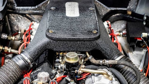 Lamborghini Countach engine
