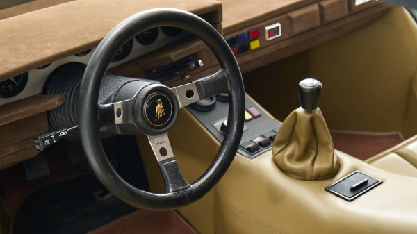 Lamborghini Countach interior
