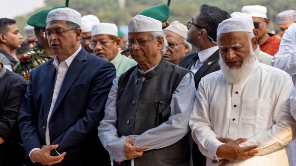 Muhammad Yunus offers funeral for Sharif Osman Hadi, in Dhaka.