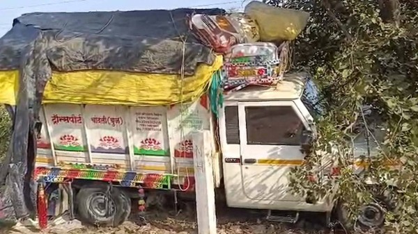 Three people killed in Mancherial accident. 