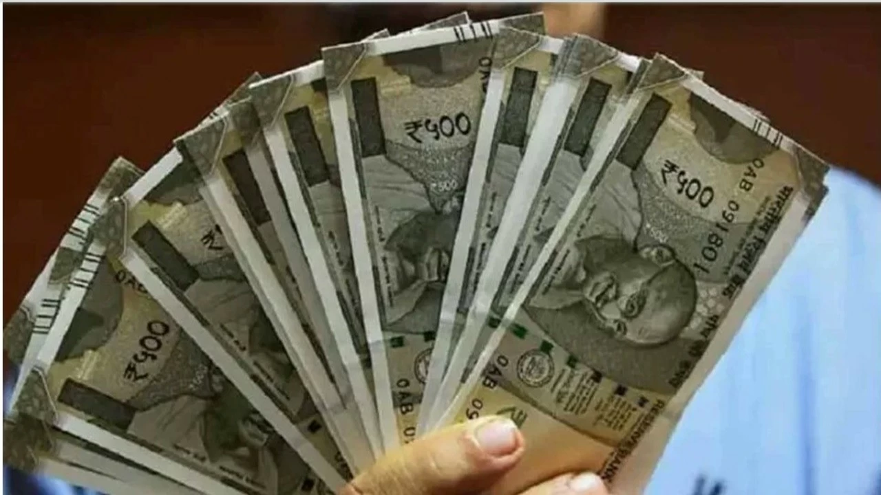  The Centre may look to change Gandhi’s image with an alternative symbol to reflect Indian culture.