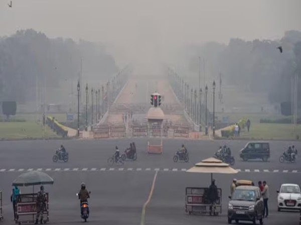  According to IMD, dense fog is likely to persist in isolated areas of Delhi till December 27