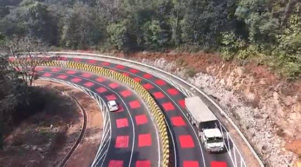 India’s First ‘Table-Top Red Marking’ on a Highway