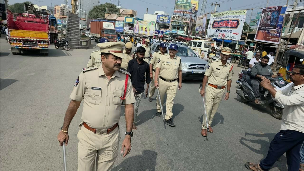 Police parade man in Kadiri town, Sathya Sai District