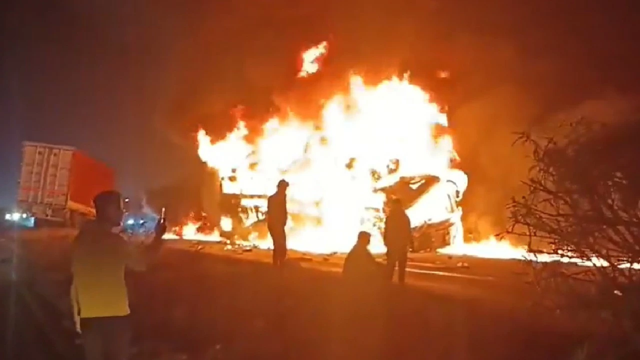 The incident took place on National Highway 48 near Gorlathu village in Hiriyur taluk of Chitradurga district 