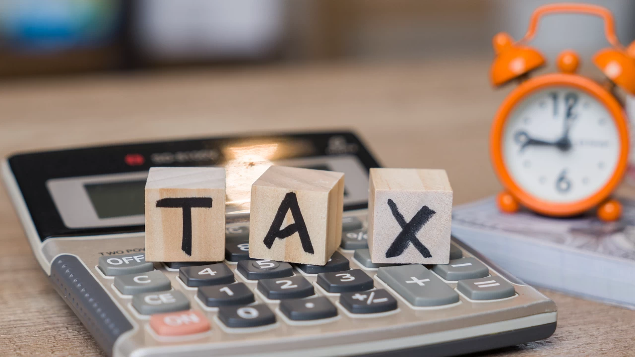 Tax professionals advise that you should not ignore any SMS or emails that might have landed in your phone or mail box after Dec 12, 2025.