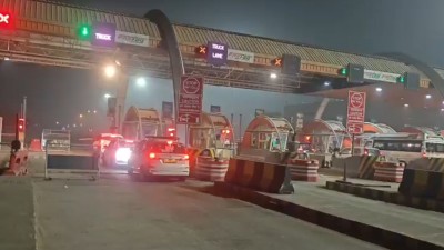 The police have also intensified enforcement measures during foggy conditions. 