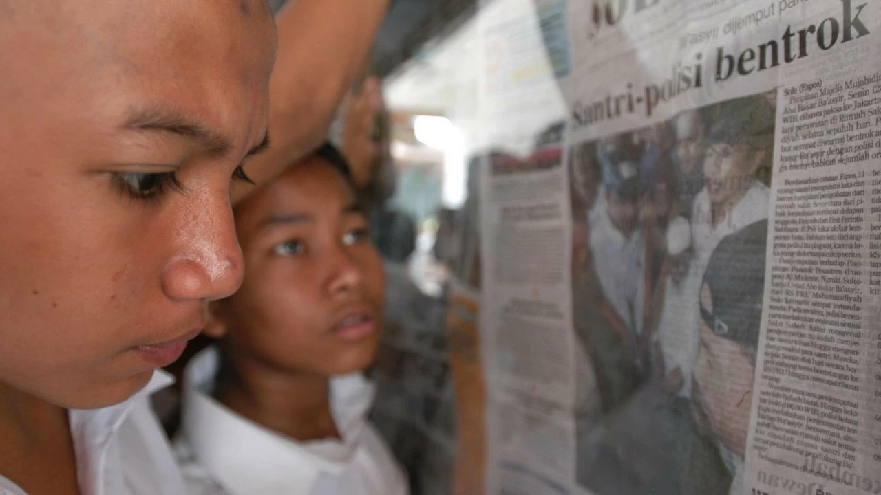 UP schools allocate 10 minutes daily for newspaper reading. (Image: Getty Images)