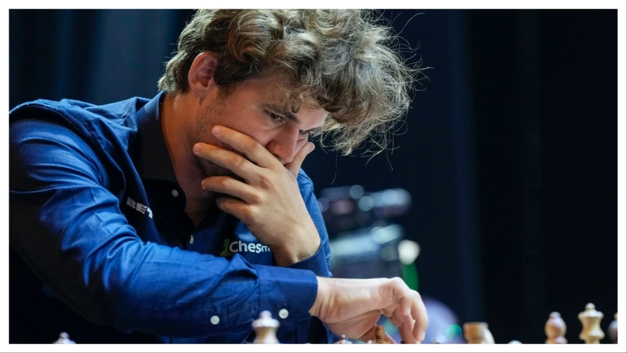 Magnus Carlsen’s frustration boils over at cameraman at World Rapid Championship after defeat. 