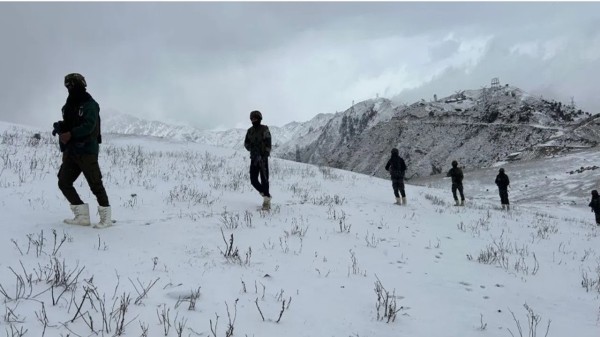 It is believed that the terrorists are looking for temporary winter hideouts to avoid being caught by security forces.