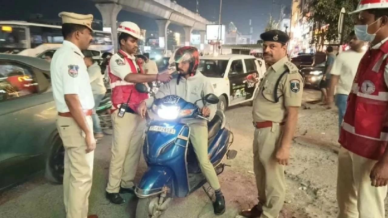 Drunk driving checks to be conducted from 8 pm on December 31. 