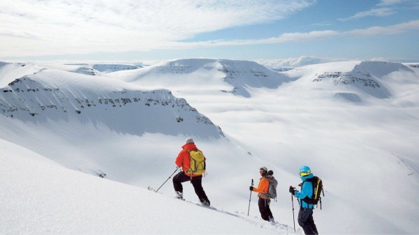 Plan perfect powder snow skiing vacation across global top destinations